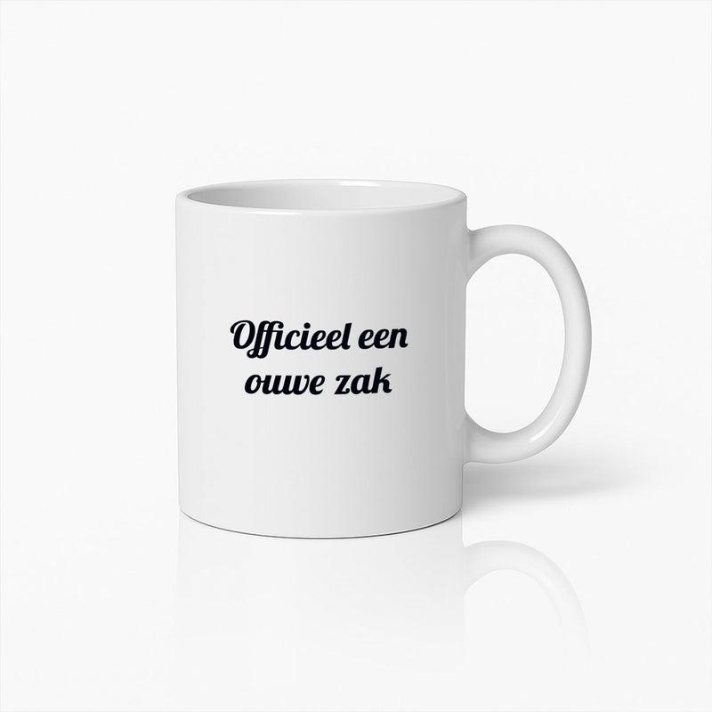 Grappige Koffiemok – “Officieel een Ouwe Zak”