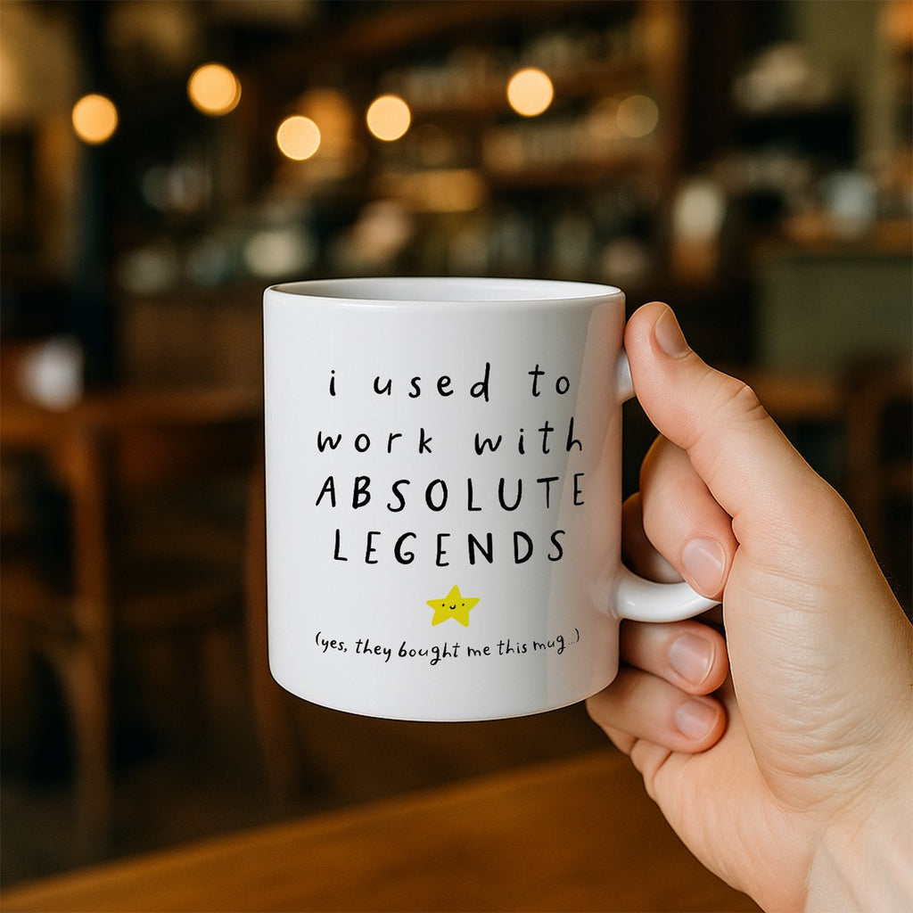Grappige "Werkte met Absolute Legends" Mok – Humoristische Koffiebeker Cadeau voor Collega's en Vrienden