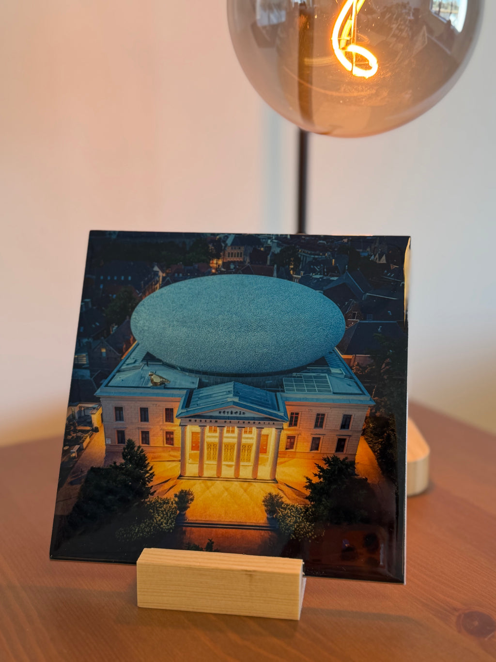 "De Fundatie" tegel (15x15 CM)