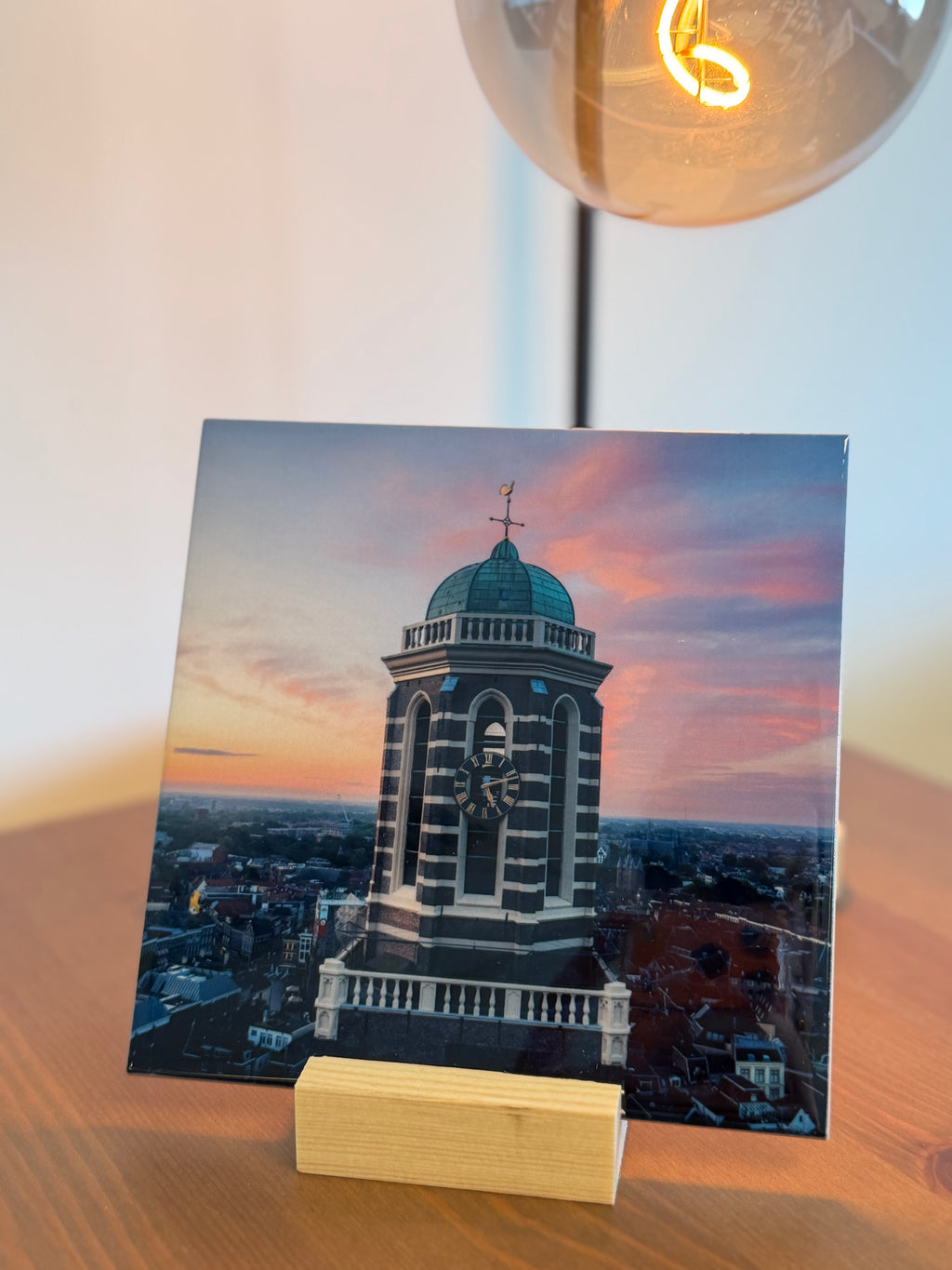 "Peperbus in zonsopkomst' tegel (15x15 CM)